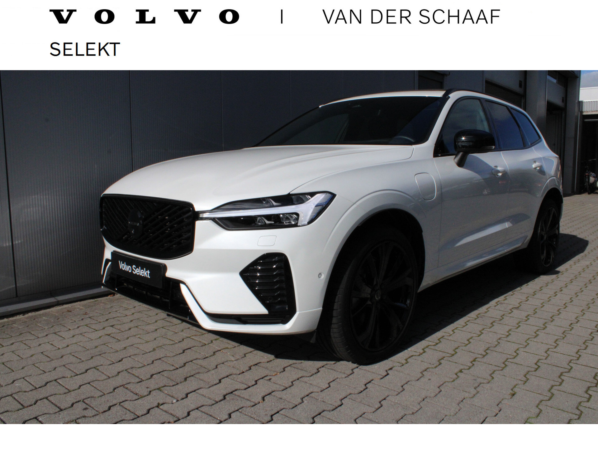 Volvo XC60 T6 Plug-in hybrid AWD Plus Black Edition - Afbeelding 1