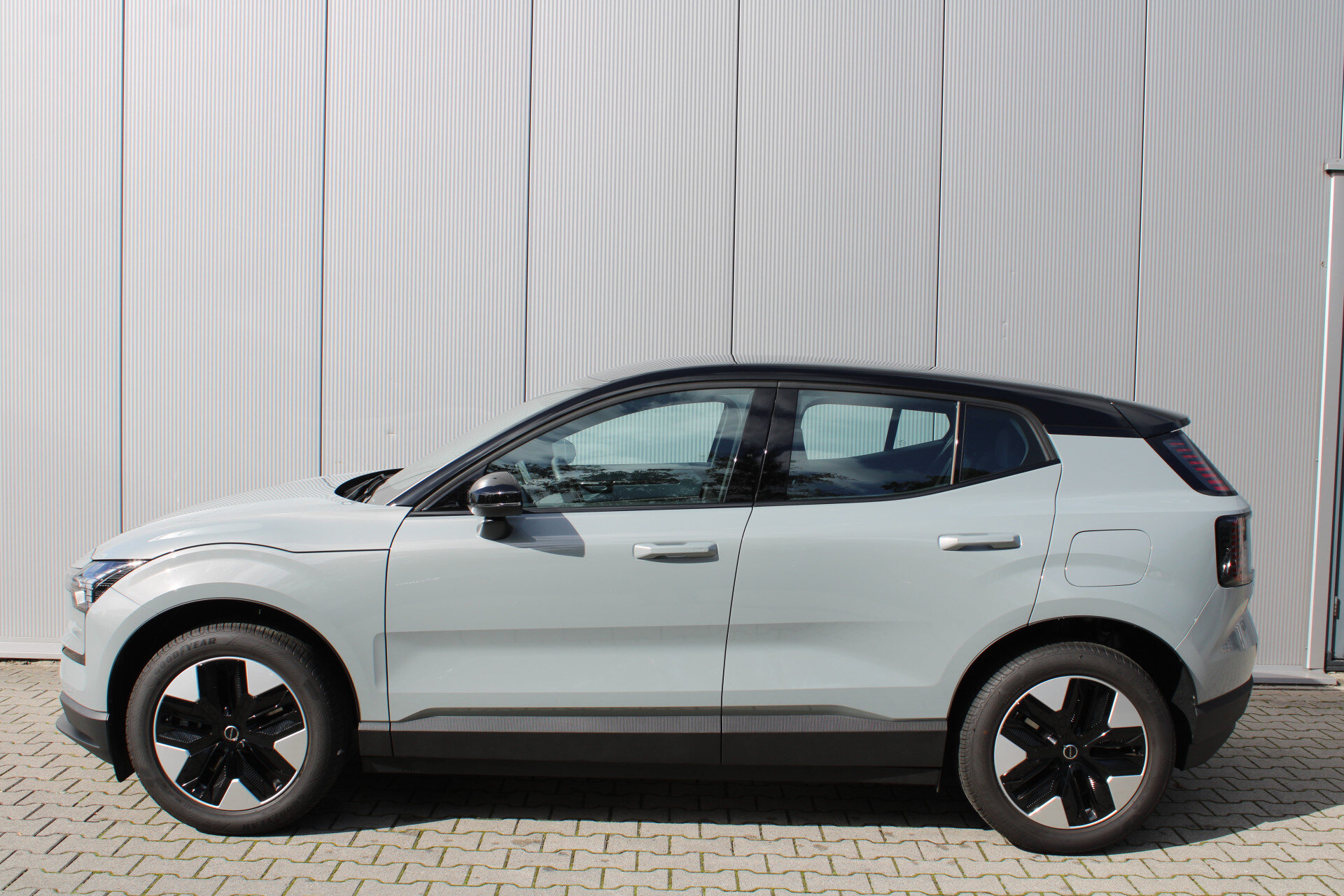 Volvo EX30 P5 Long Range Plus Europa 69 kWh - Afbeelding 5