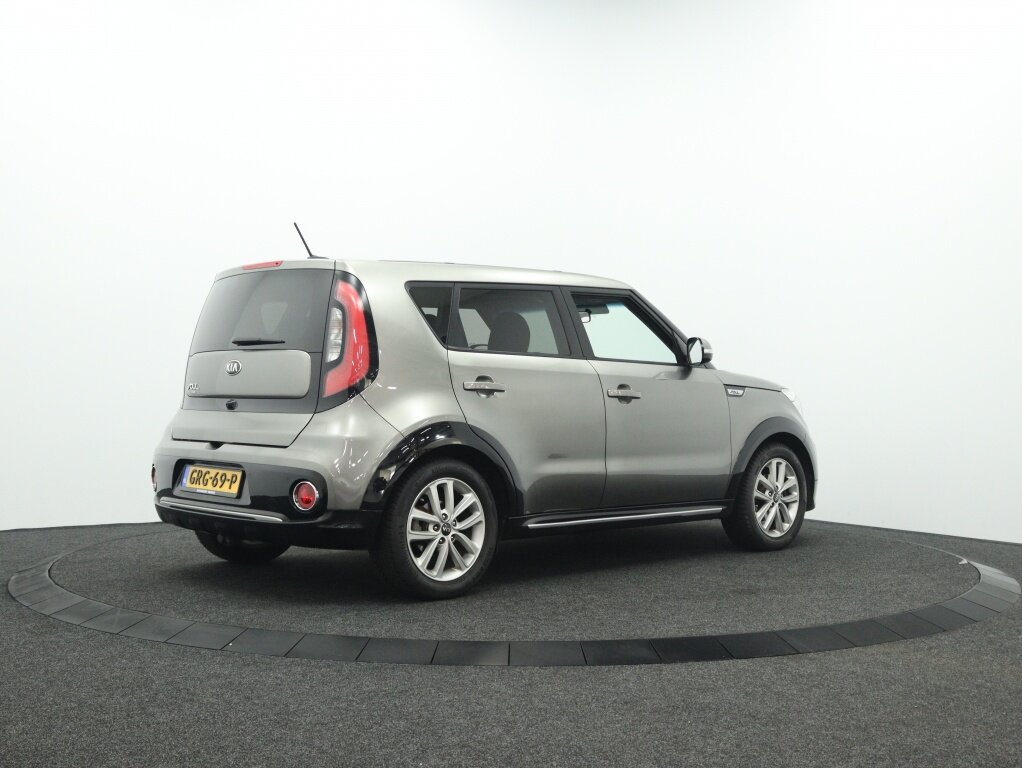 Kia  Soul 1.6 GDI Dream Team | JBL audio | Navigatie | Camera | Cruise control - Afbeelding 2