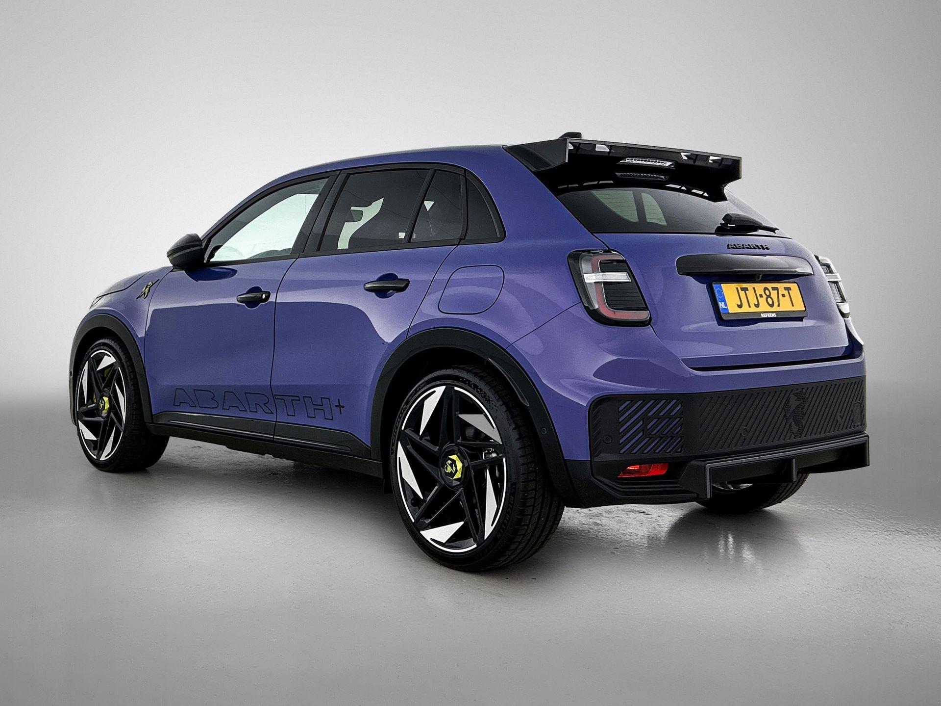 Abarth 600e Abarth Scorpionissima 54 kWh 280pk - Afbeelding 4