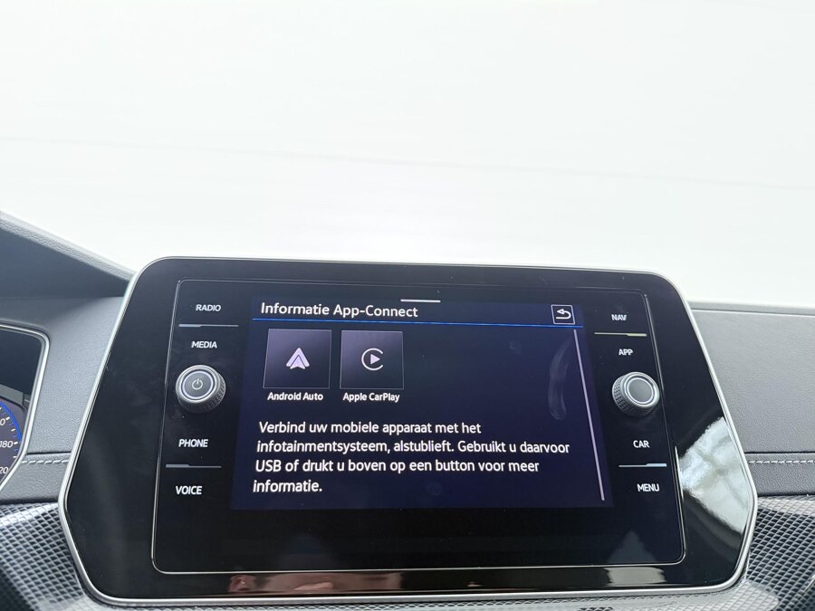 Volkswagen T-Cross 1.0 TSI R-Line