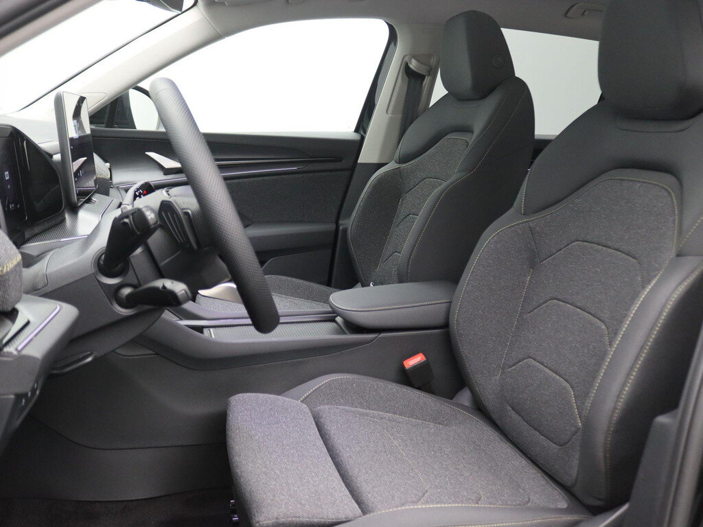 Skoda Kodiaq 1.5 TSI MHEV Business Edition Plus 7p. 150PK DSG Matrix led, Trekhaak, Panoramadak, Adaptive cruise met travel assist, Side assist, Achteruitrijcamera, Stuur-stoelverwarming, Keyless, Alarm, 19" licht - Afbeelding 5