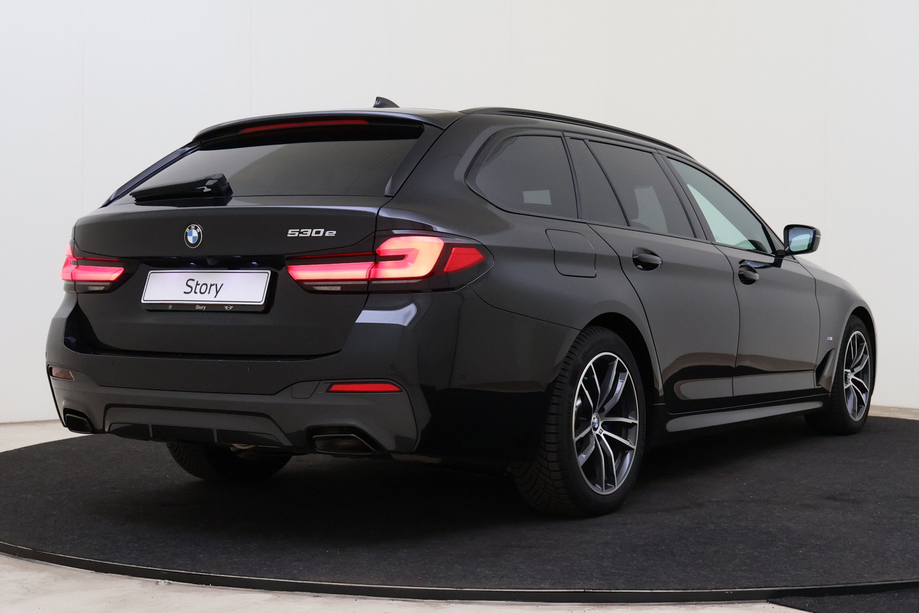 BMW 5 Serie Touring 530e M Sport Automaat