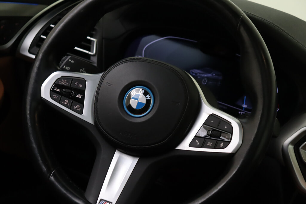 BMW iX3 25