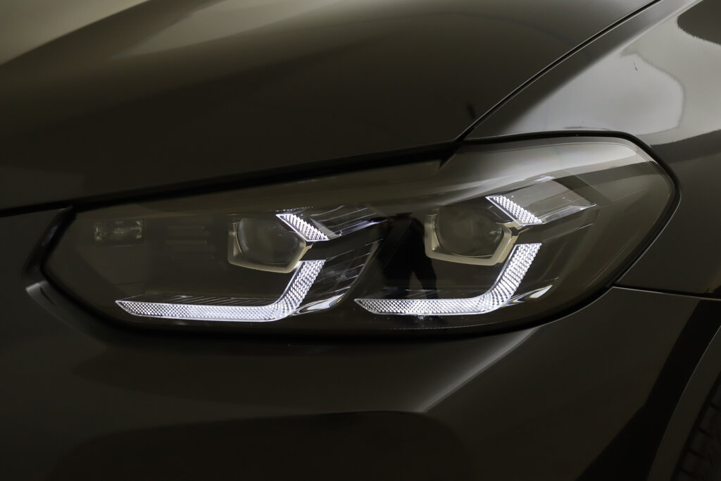 BMW iX3 62