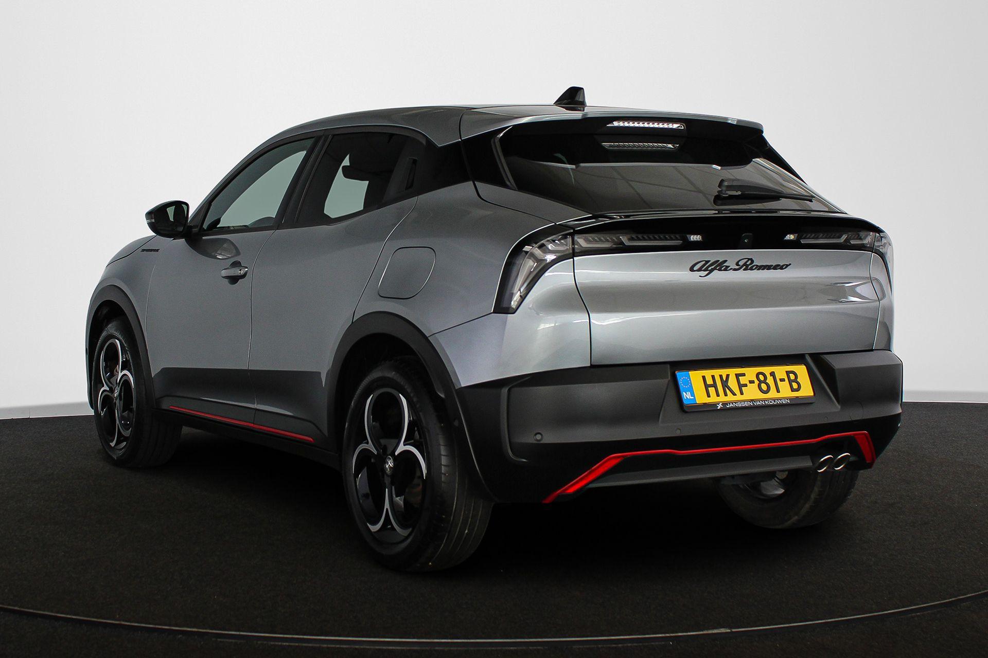 Alfa Romeo Junior 1.2 Turbo Hybrid Ibrida Speciale - Afbeelding 4