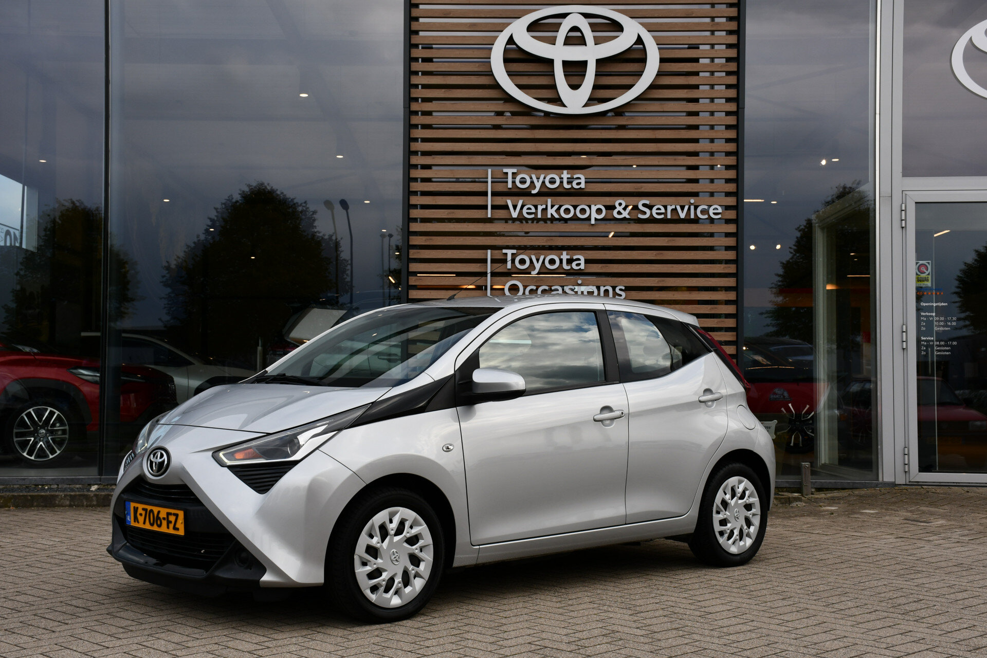 Toyota Aygo 1.0 VV x-play 5-deurs 73pk