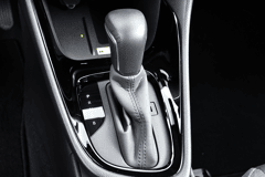 Toyota Yaris 1.5 Hybrid 115 First Edition Limited Automaat 116pk - Afbeelding 4