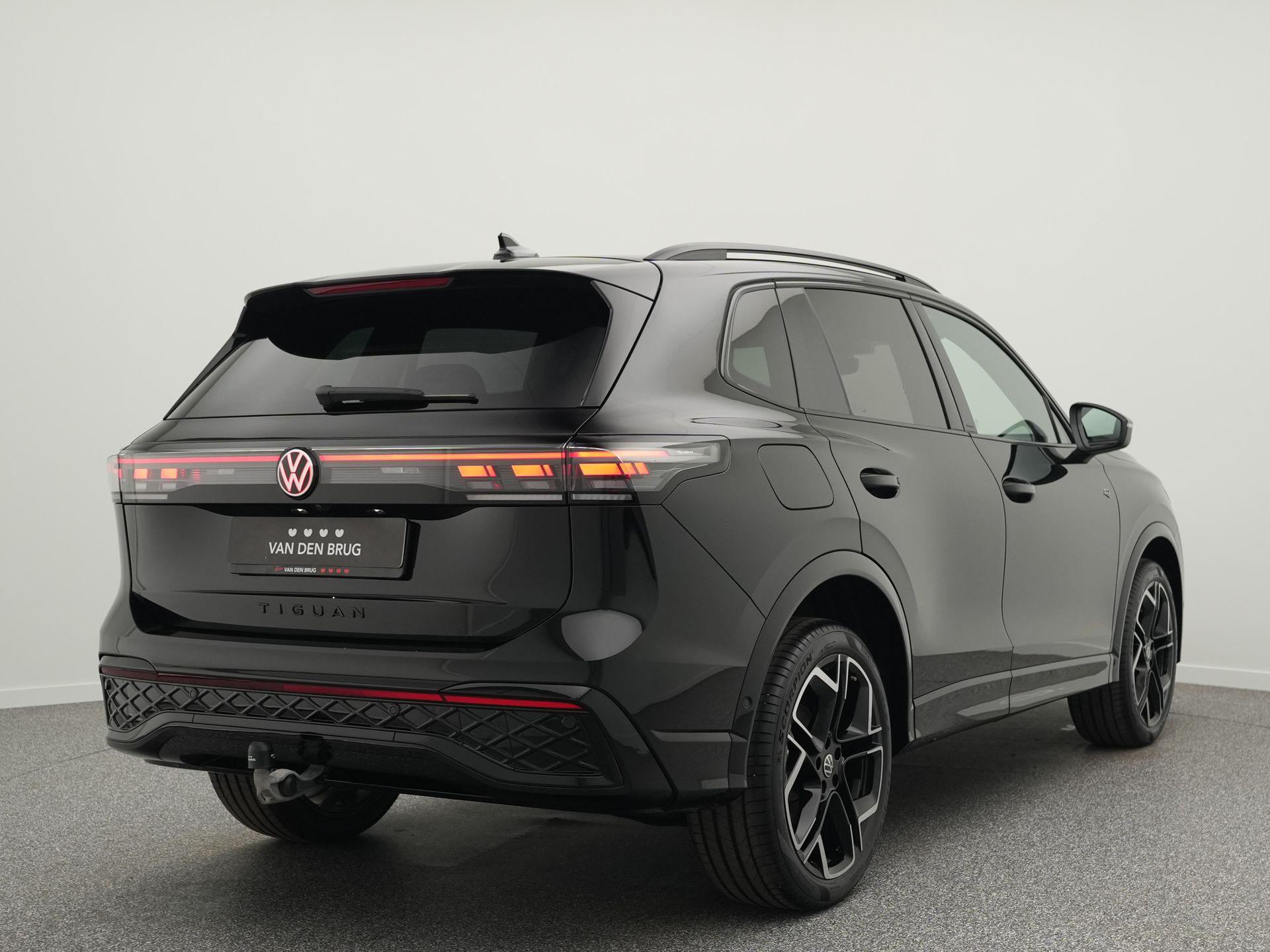Volkswagen Tiguan 1.5 eHybrid R-Line Edition