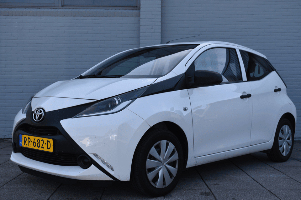Toyota Aygo 1.0 VVT-i x-fun 5-deurs Handgeschakeld 69pk - Afbeelding 1
