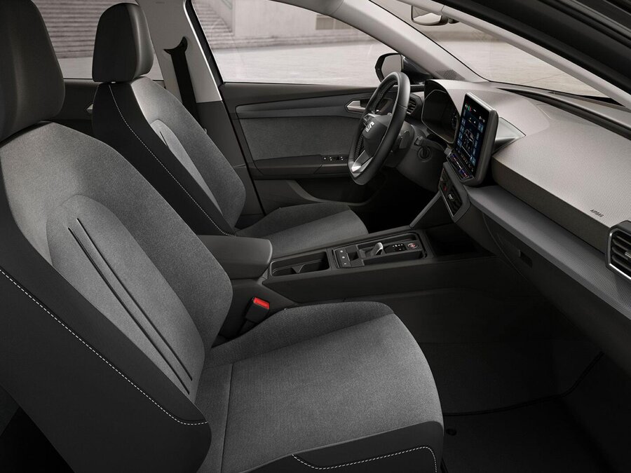 SEAT Leon Sportstourer Style Business Intense 1.5 eHybrid 150 kW / 204 PK