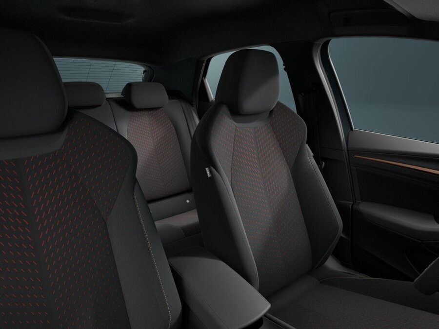 CUPRA Raval Essential 99 kW / 135 PK