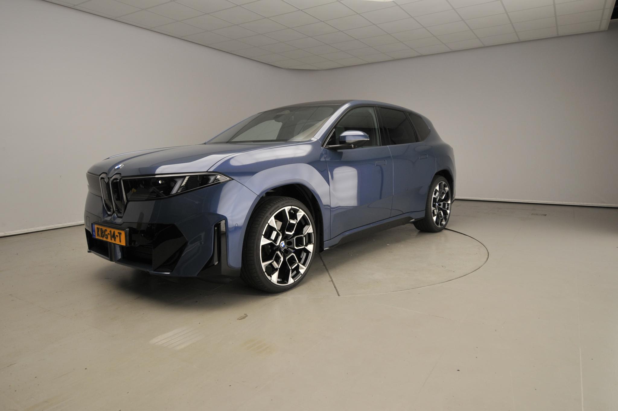 BMW iX3 50 xDrive