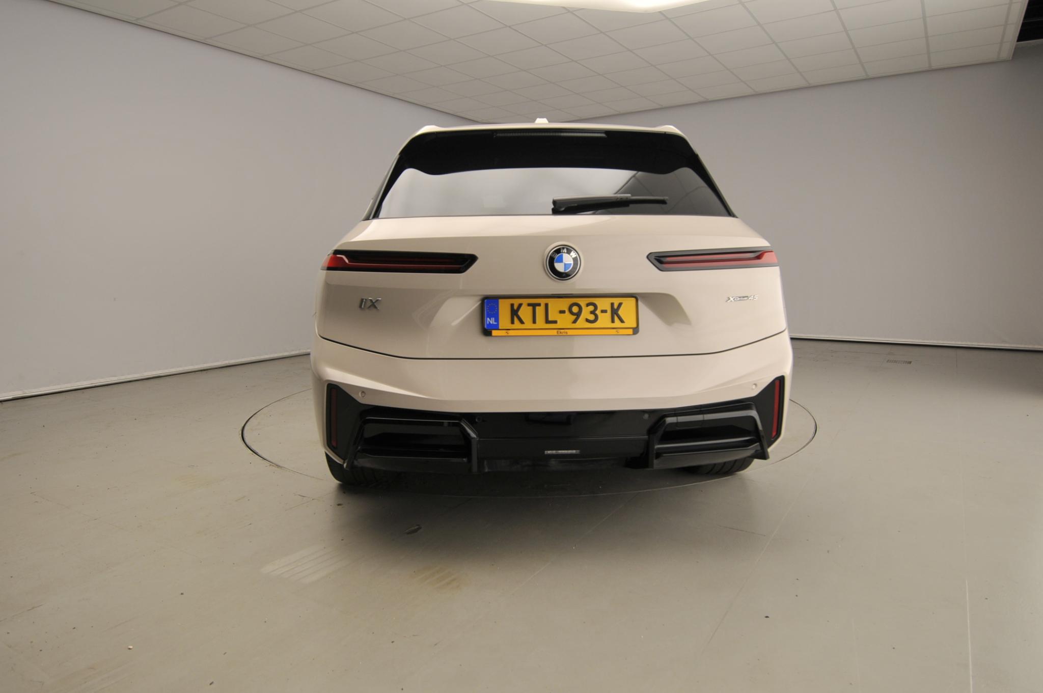 BMW iX xDrive45 - Afbeelding 3