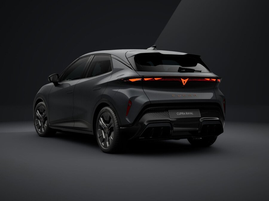CUPRA Raval Essential 99 kW / 135 PK