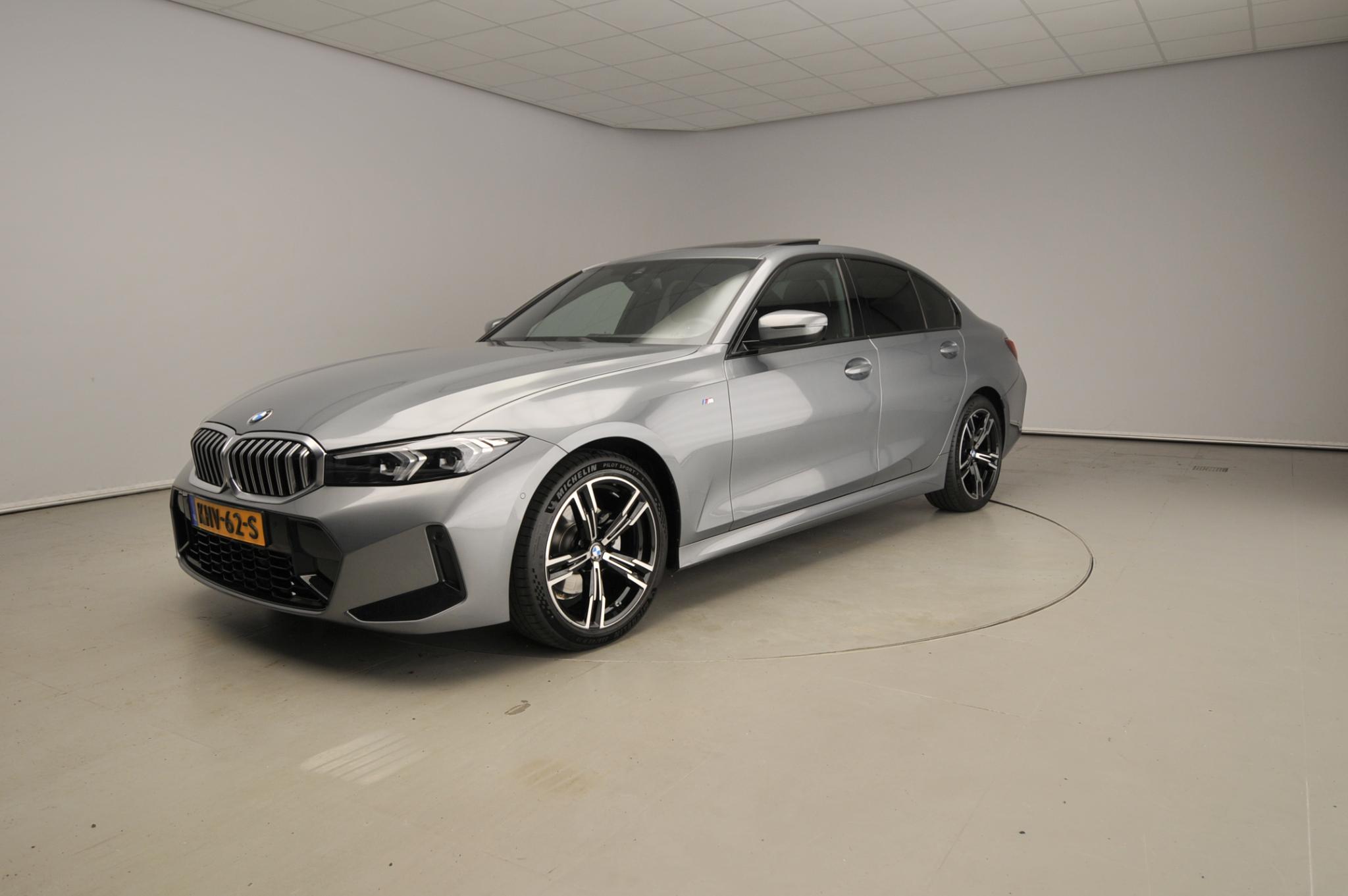 BMW 3 Serie Sedan 320i