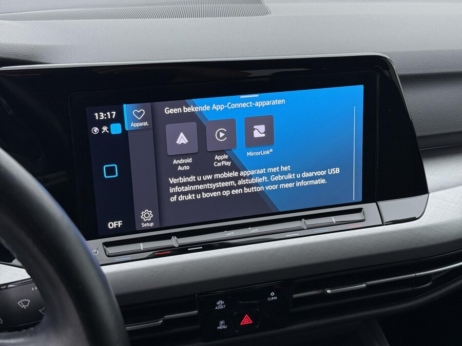 Volkswagen Golf 1.0 TSI Life 