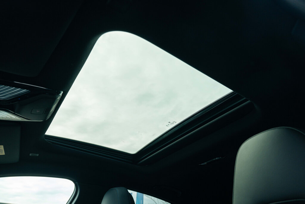BMW i4 10
