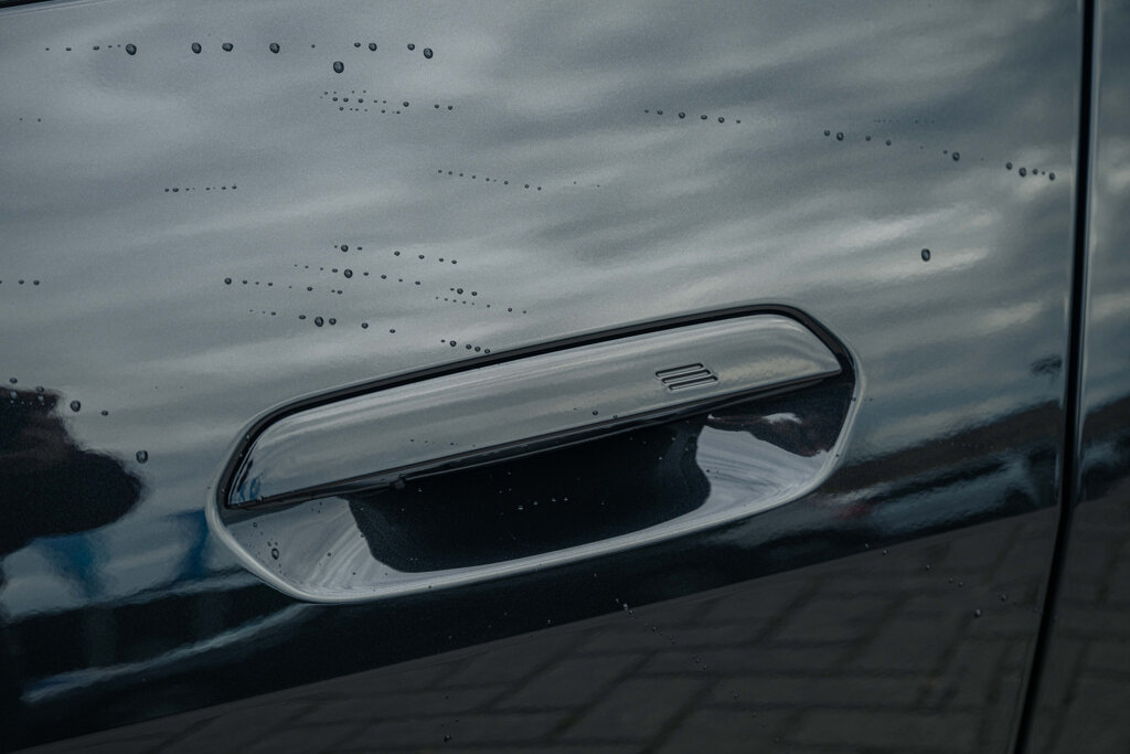 BMW i4 11