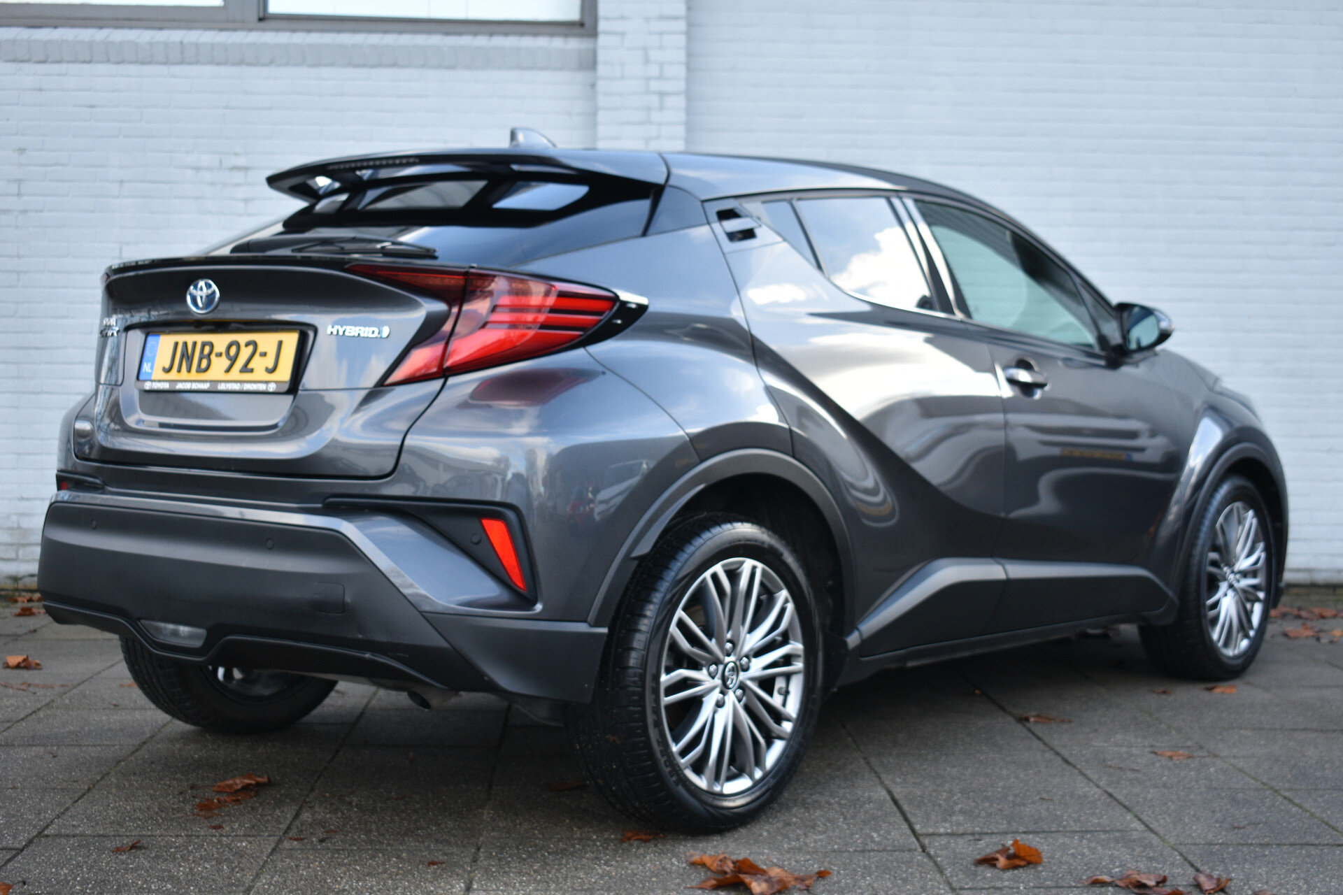 Toyota C-HR 1.8 Hybrid Executive Limited Automaat 122pk - Afbeelding 4