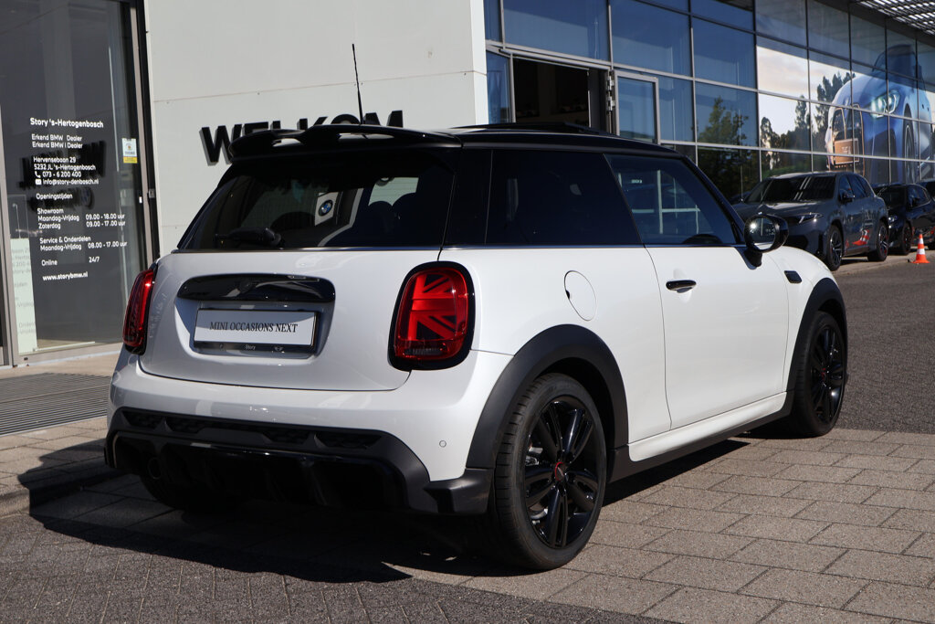 MINI Cooper 8