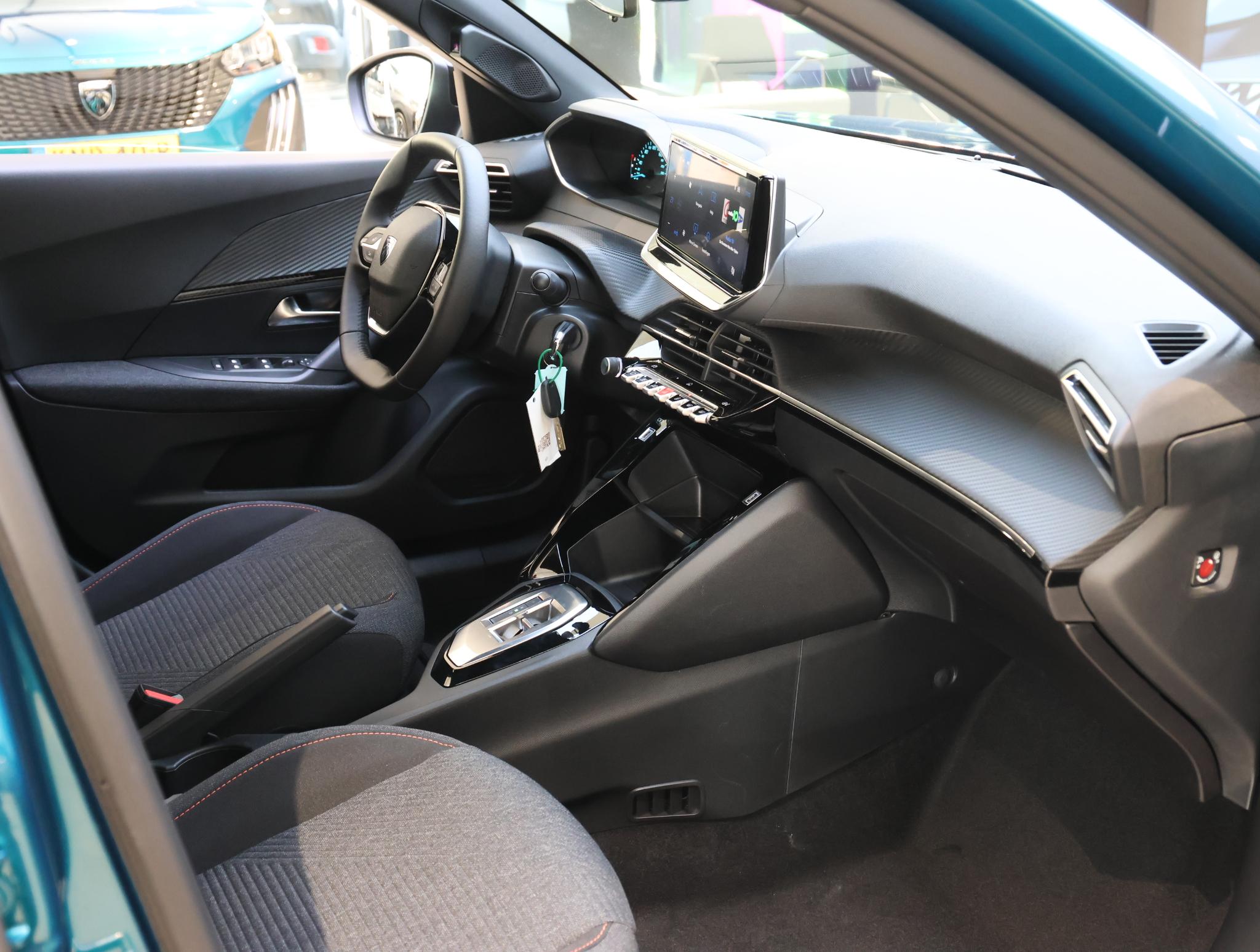 Peugeot 2008 SUV Business Hybrid 110 pk Automaat - Afbeelding 5