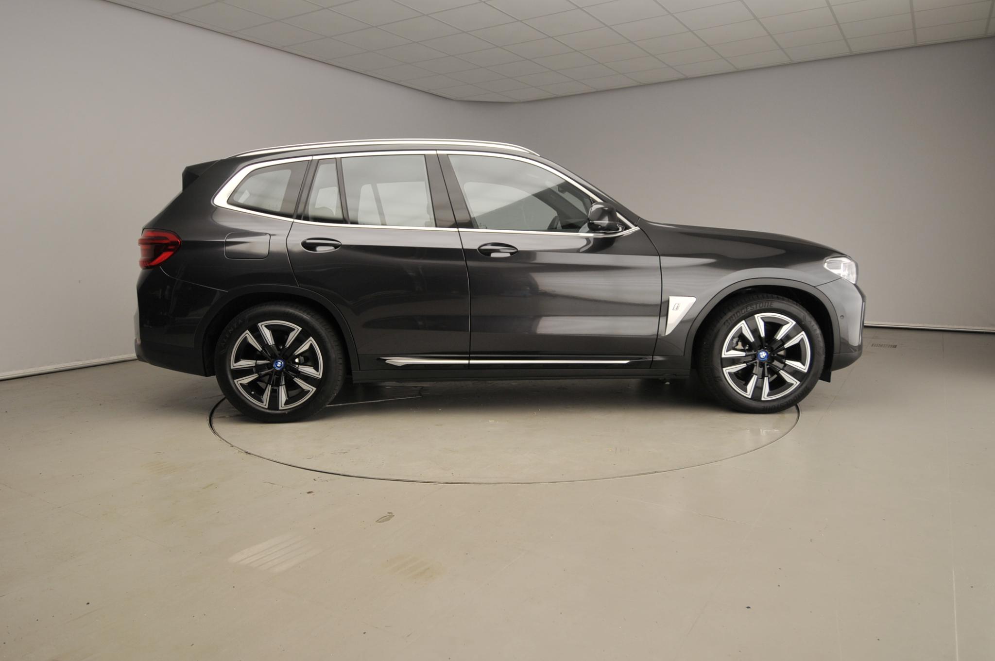 BMW iX3 High Executive 80 kWh - Afbeelding 4
