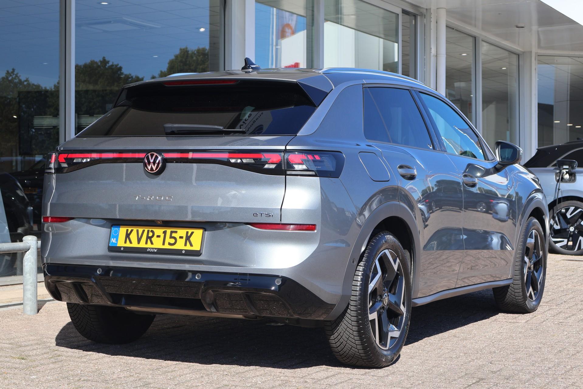 Volkswagen T-Roc 1.5 eTSI 150pk DSG R-Line First Edition - Afbeelding 2