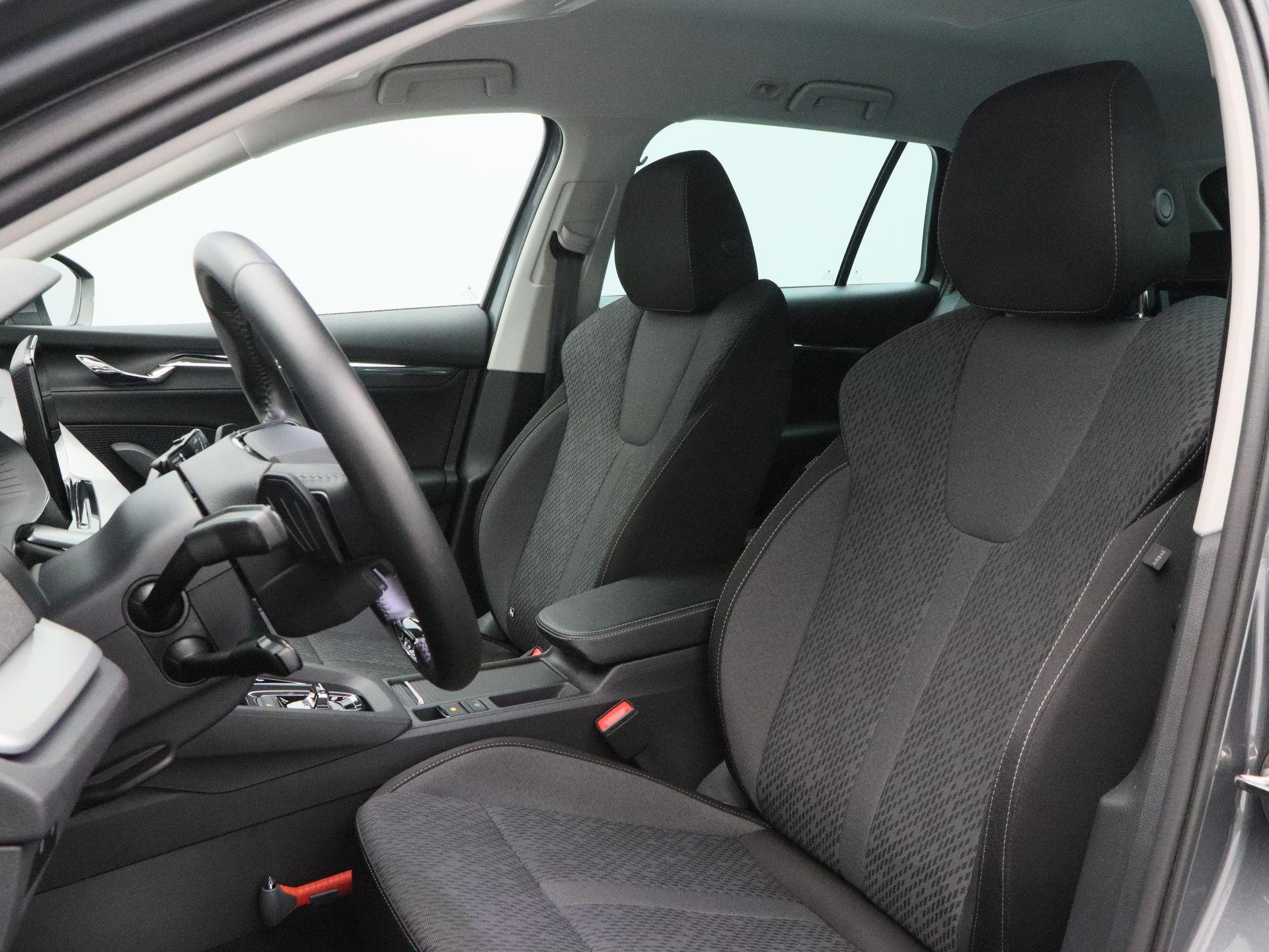 Škoda Octavia Combi 1.5 e-TSi 150 Pk Automaat Business Edition Plus - Afbeelding 5