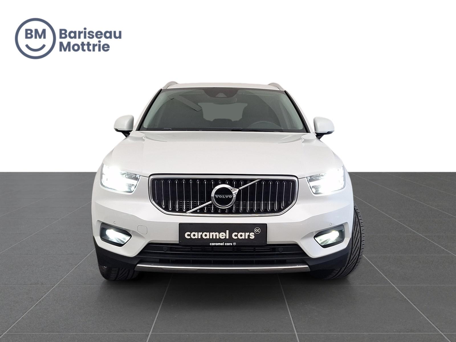 Volvo XC40 T4 INSCRIPTION PLUG-IN HYBRID *CAMERA*SENSOREN VOOR EN ACHTER*CARPLAY*GPS*INKLAPBARE TREKHAAK* - Afbeelding 2