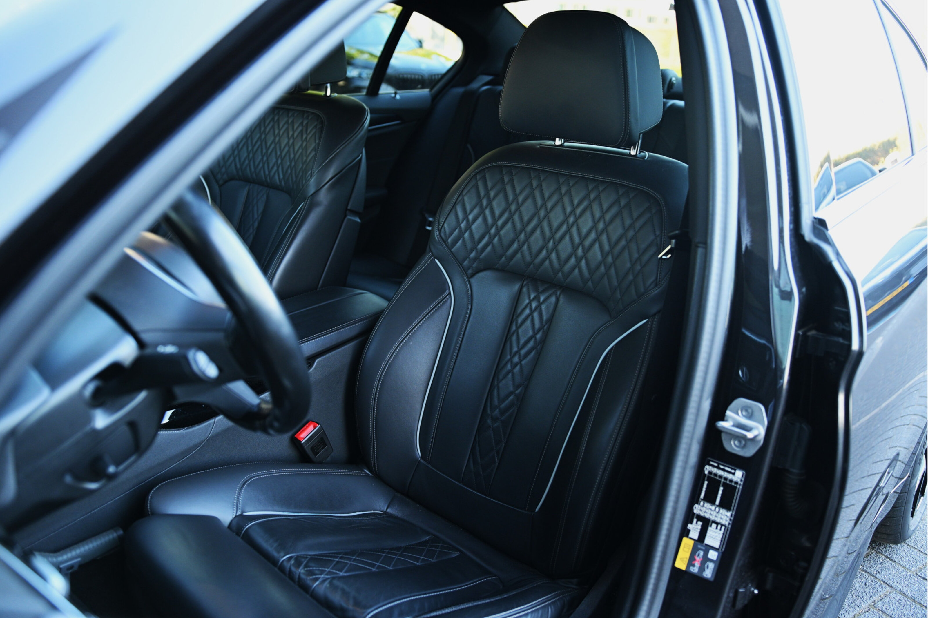 BMW 5 Serie 530e High Executive M Sport Automaat