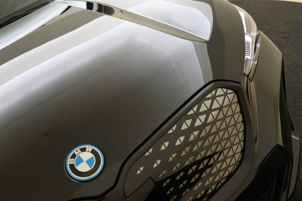 BMW iX1 55