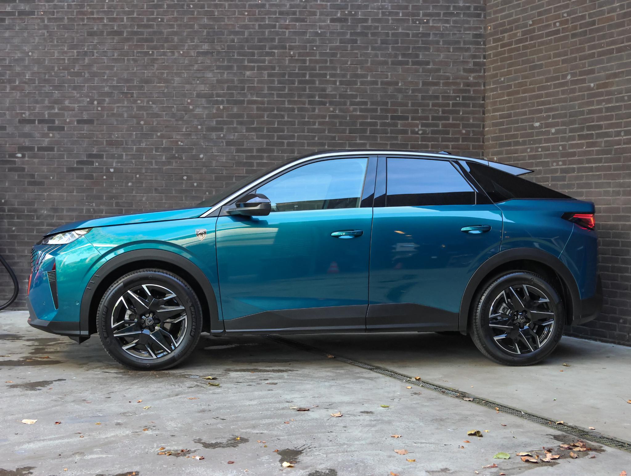 Peugeot 3008 SUV GT 145pk Hybrid - Afbeelding 2