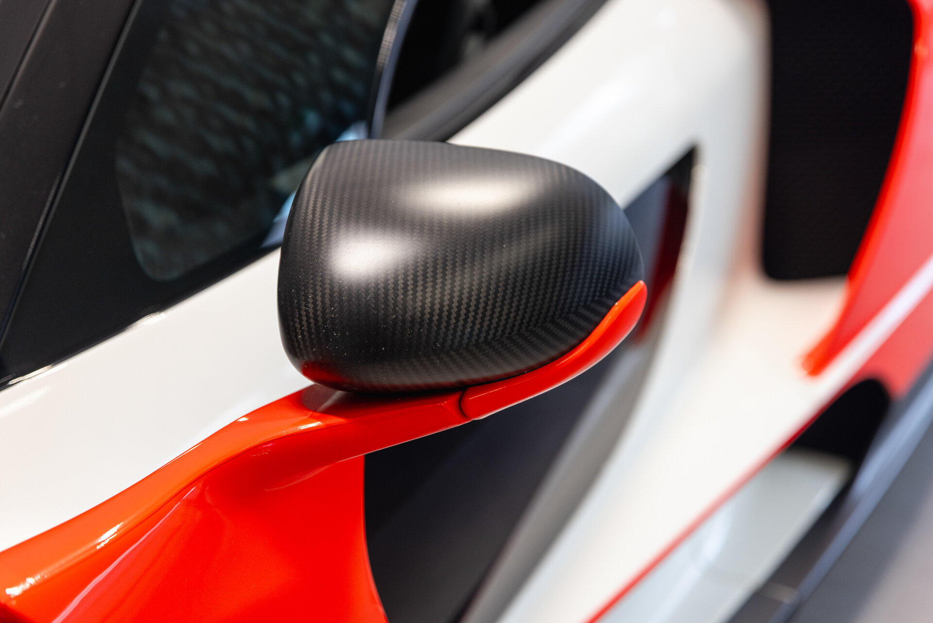 McLaren Senna - foto 16
