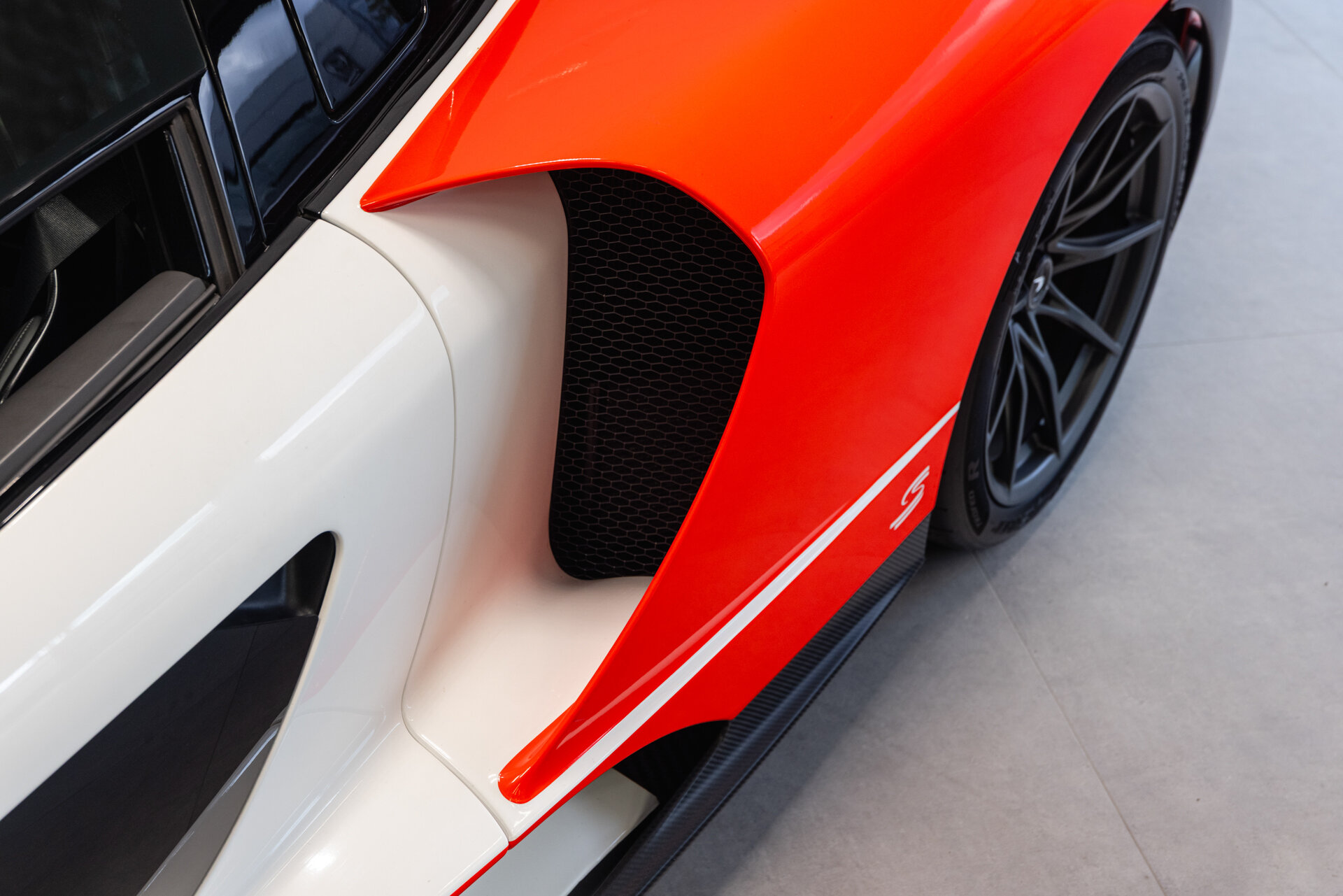 McLaren Senna - foto 17