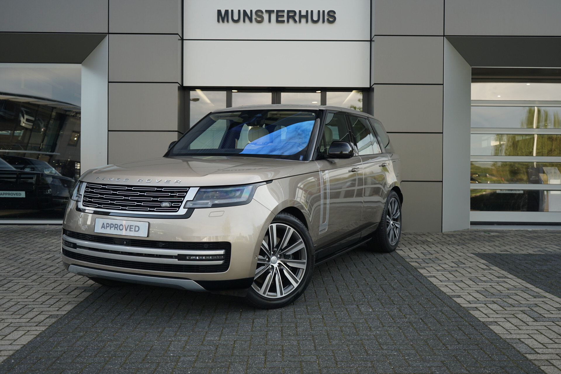 Land Rover Range Rover 3.0 P440e Autobiography PHEV