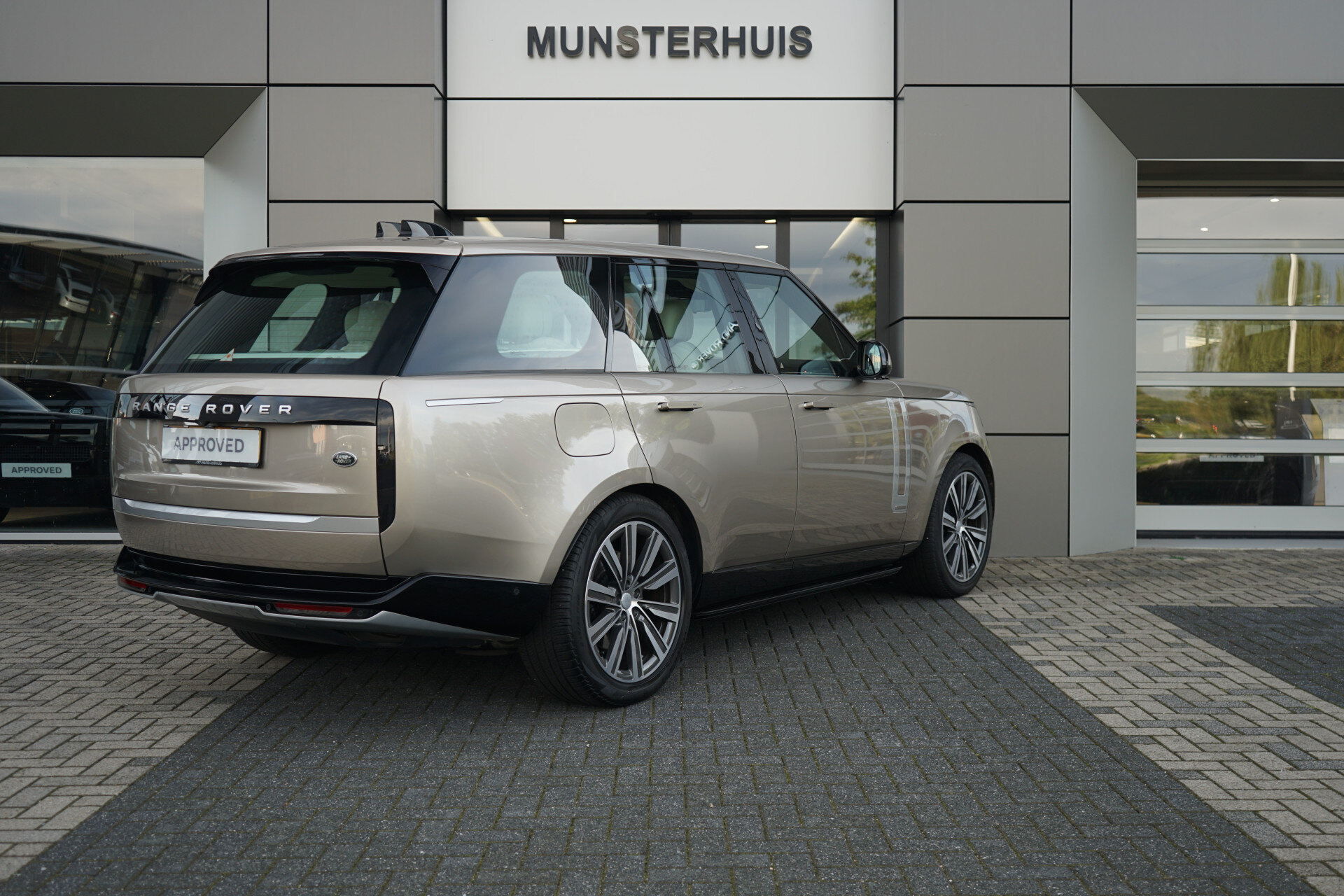 Land Rover Range Rover 3.0 P440e Autobiography PHEV