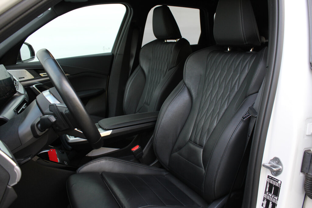 BMW X1 8
