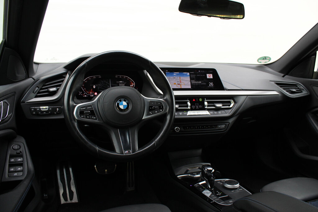 BMW 2 Serie 12