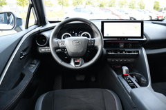 Toyota C-HR Toyota C-HR 2.0 Hybrid 200 GR SPORT Première Edition Limited Automaat 223pk - Afbeelding 2