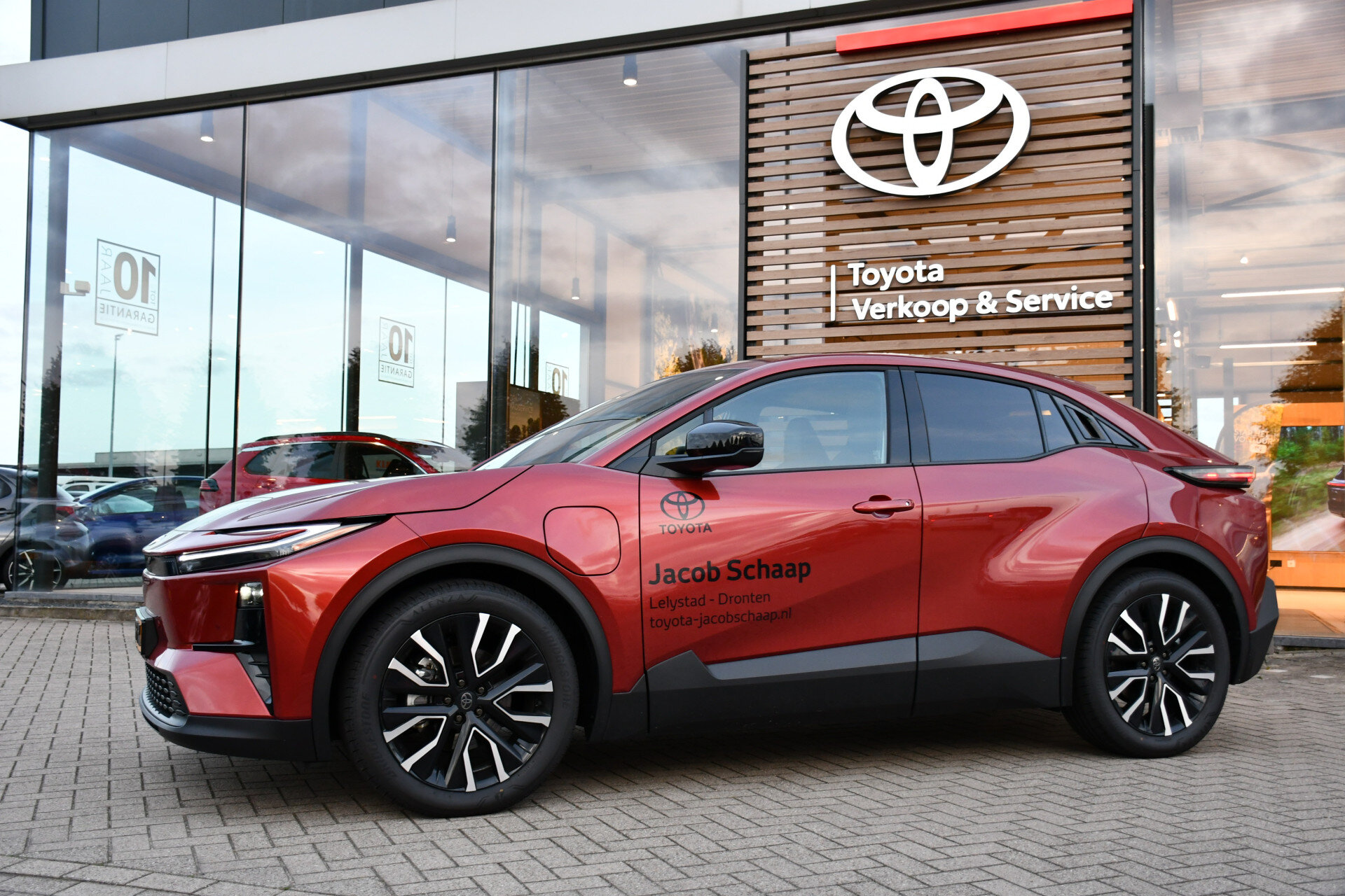 Toyota C-HR+ First Edition 77 kWh Automaat 224pk - Afbeelding 5