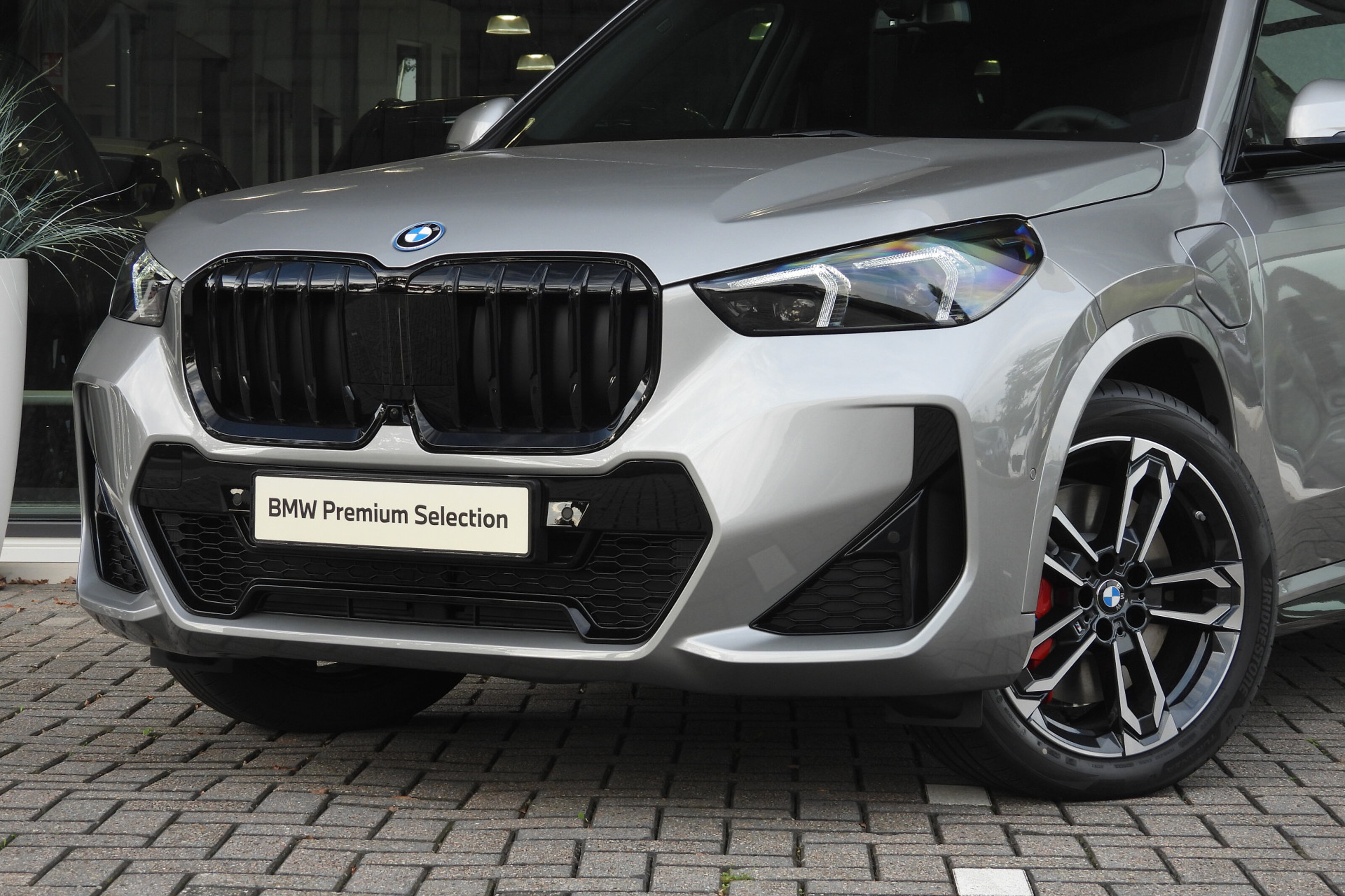 BMW X1 6
