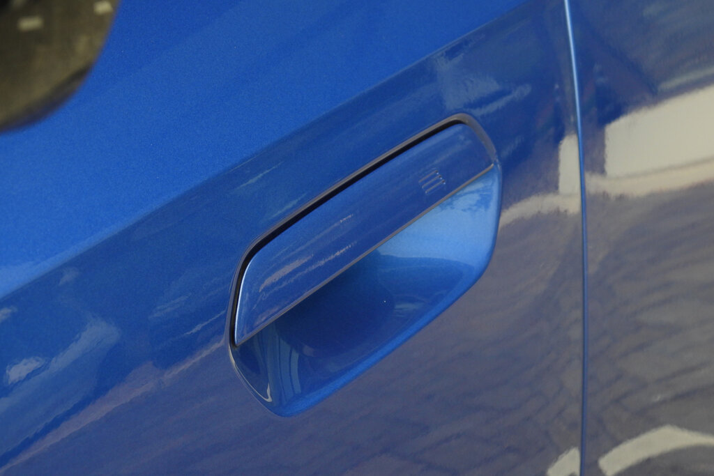 BMW iX1 7