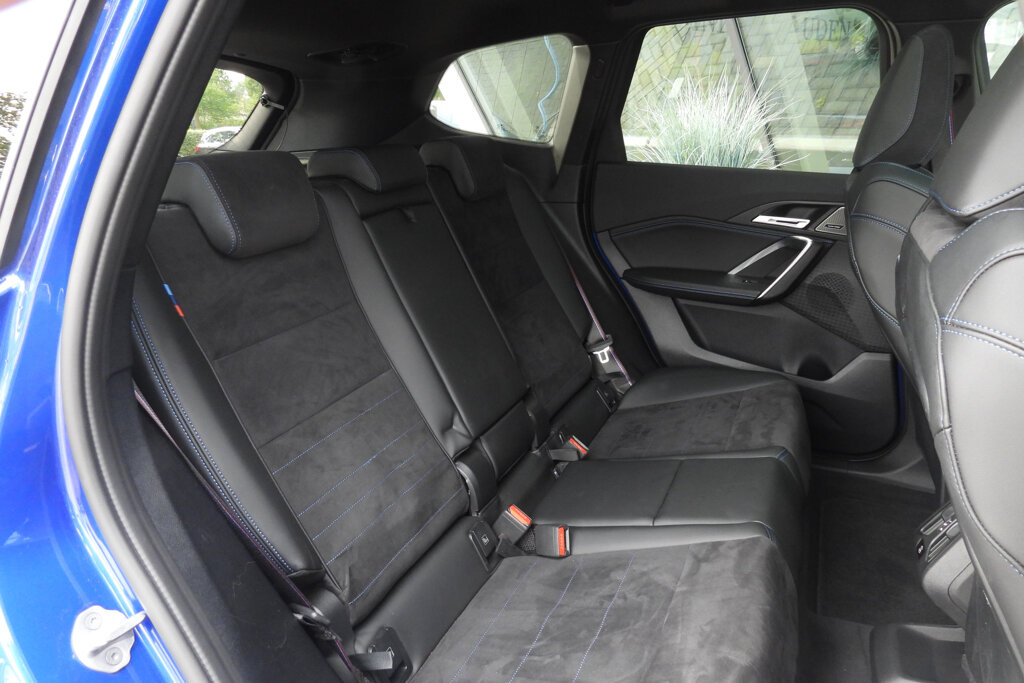 BMW iX1 24