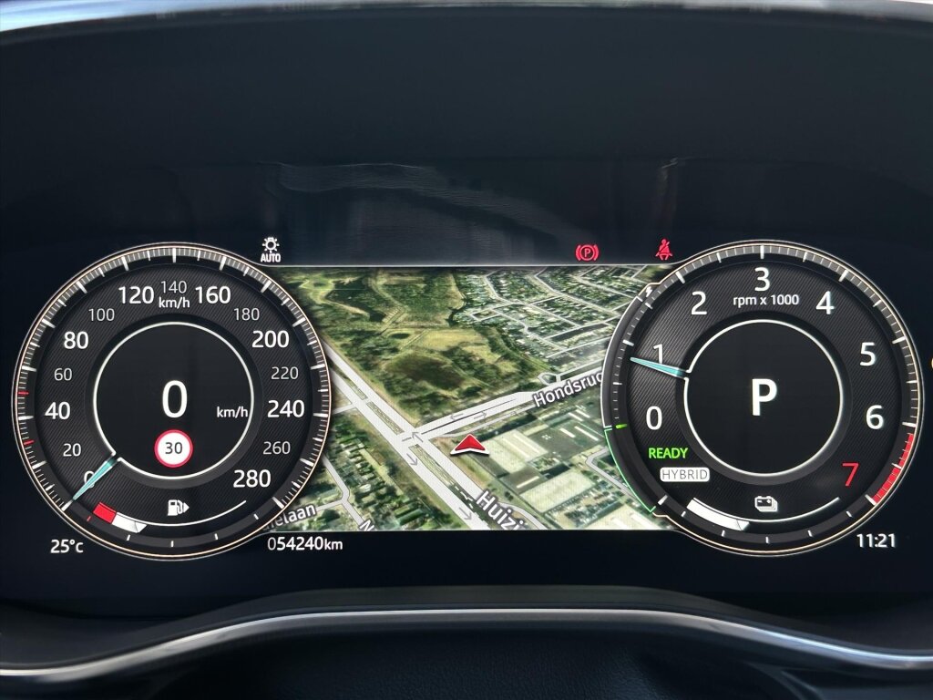 Jaguar F-PACE - foto 8