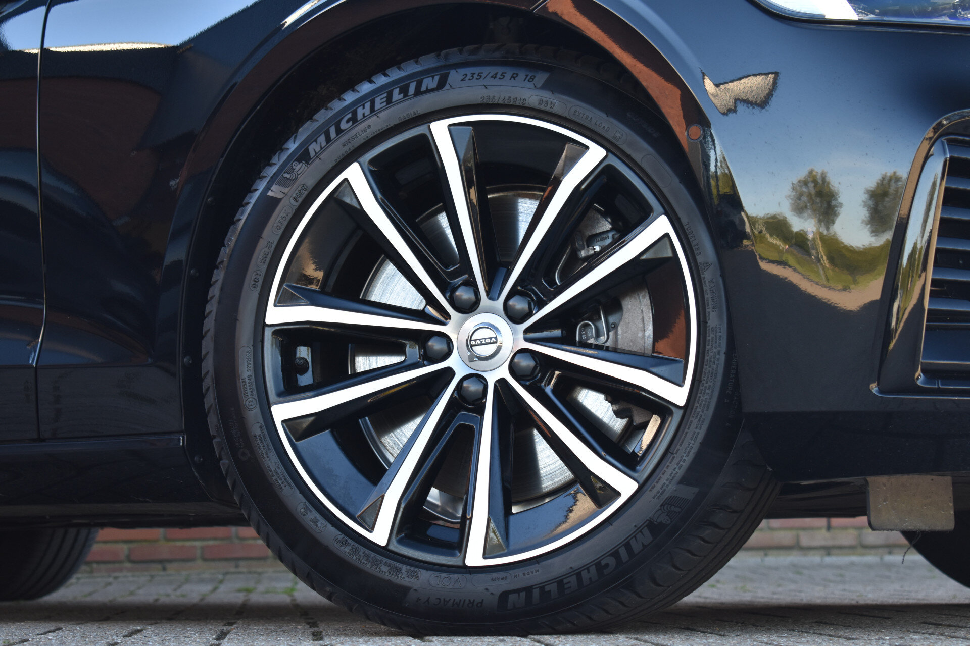 Volvo V60 T8 455PK Plug-in hybrid AWD Plus Dark - Afbeelding 3