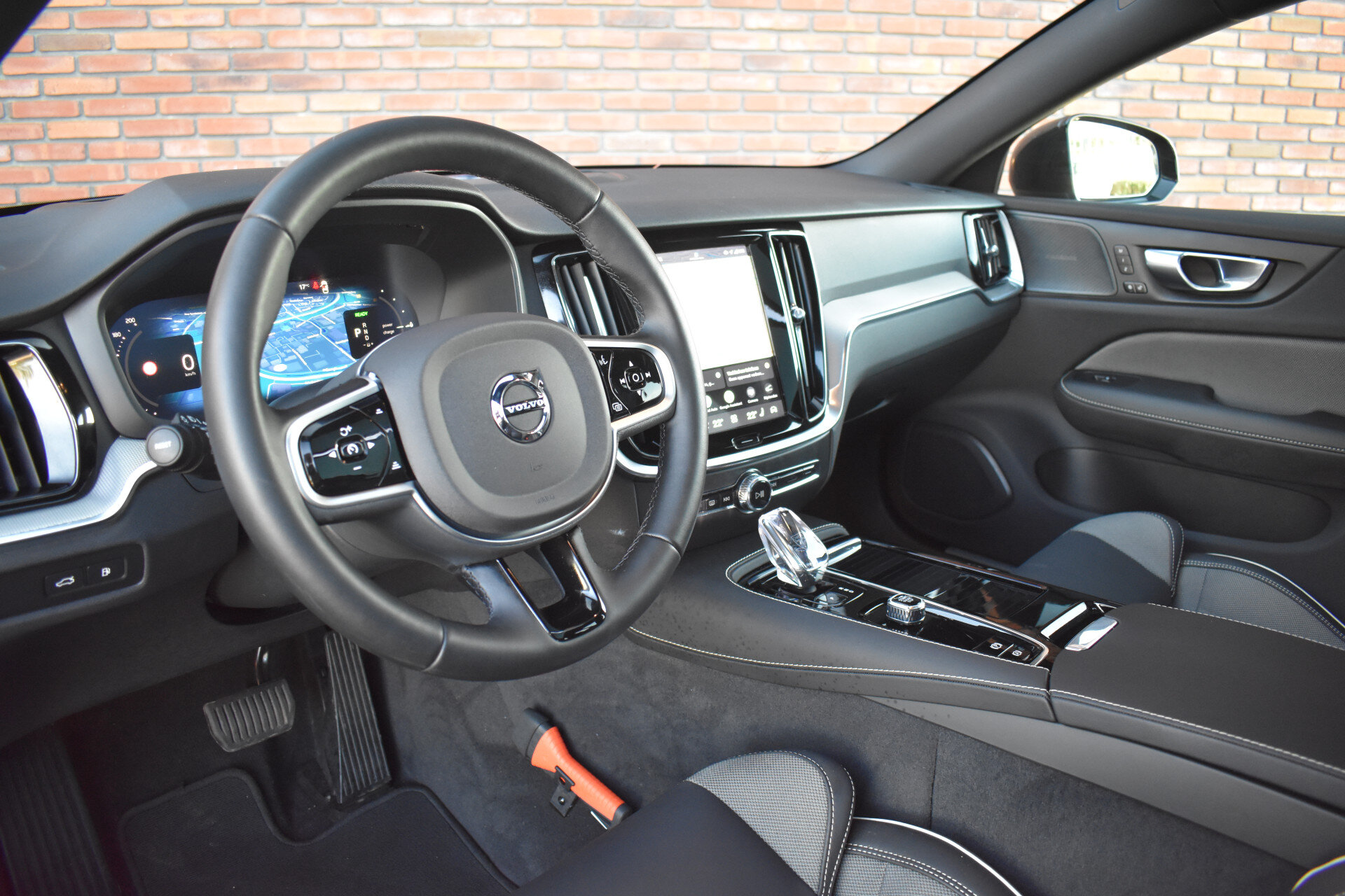 Volvo V60 T8 455PK Plug-in hybrid AWD Plus Dark - Afbeelding 5