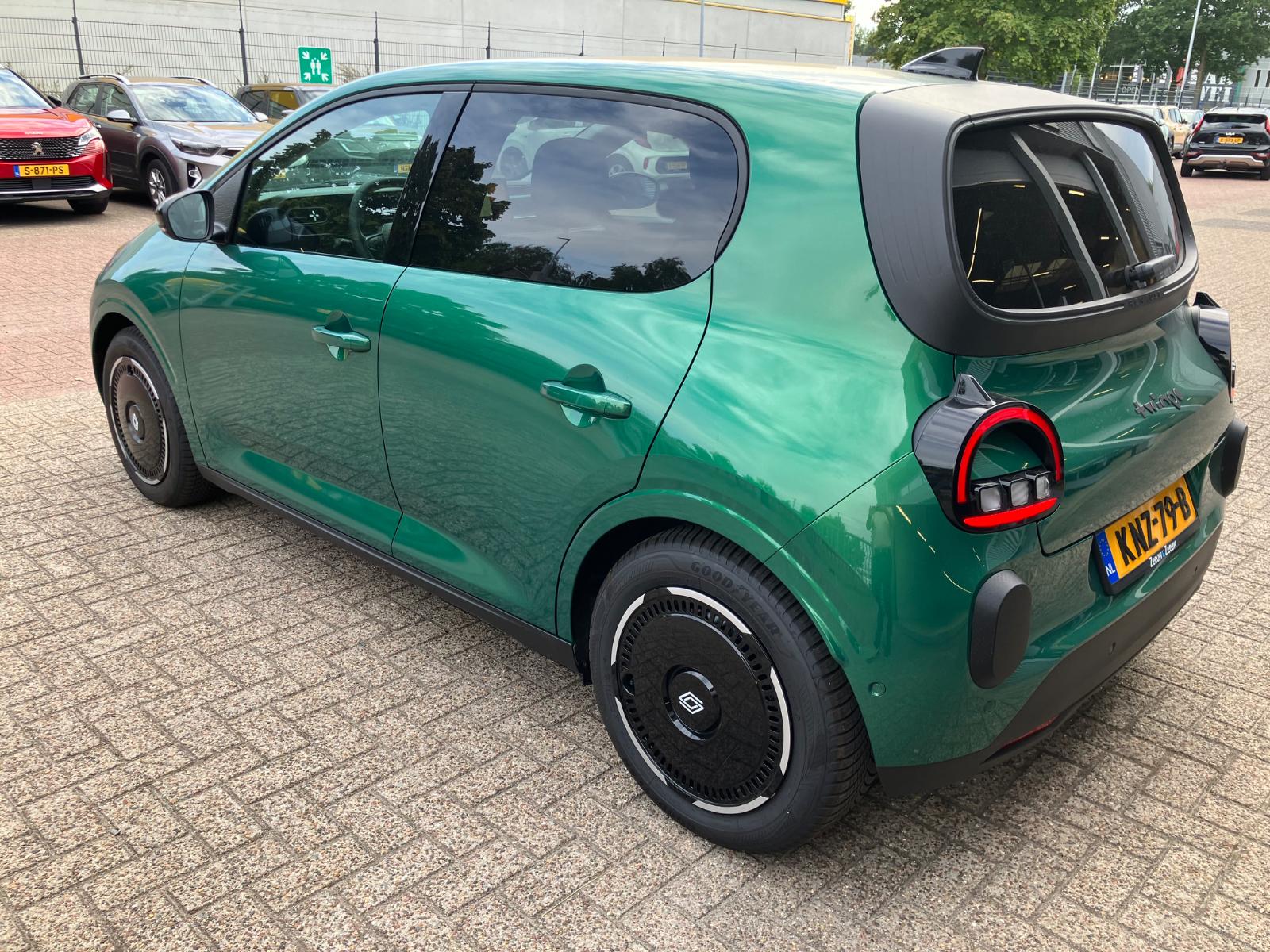 Renault Twingo techno 80pk urban range - Afbeelding 3