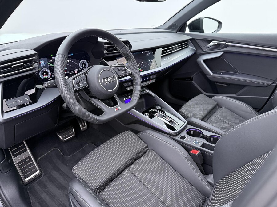 Audi A3 Sportback 45 TFSI e S edition Competition