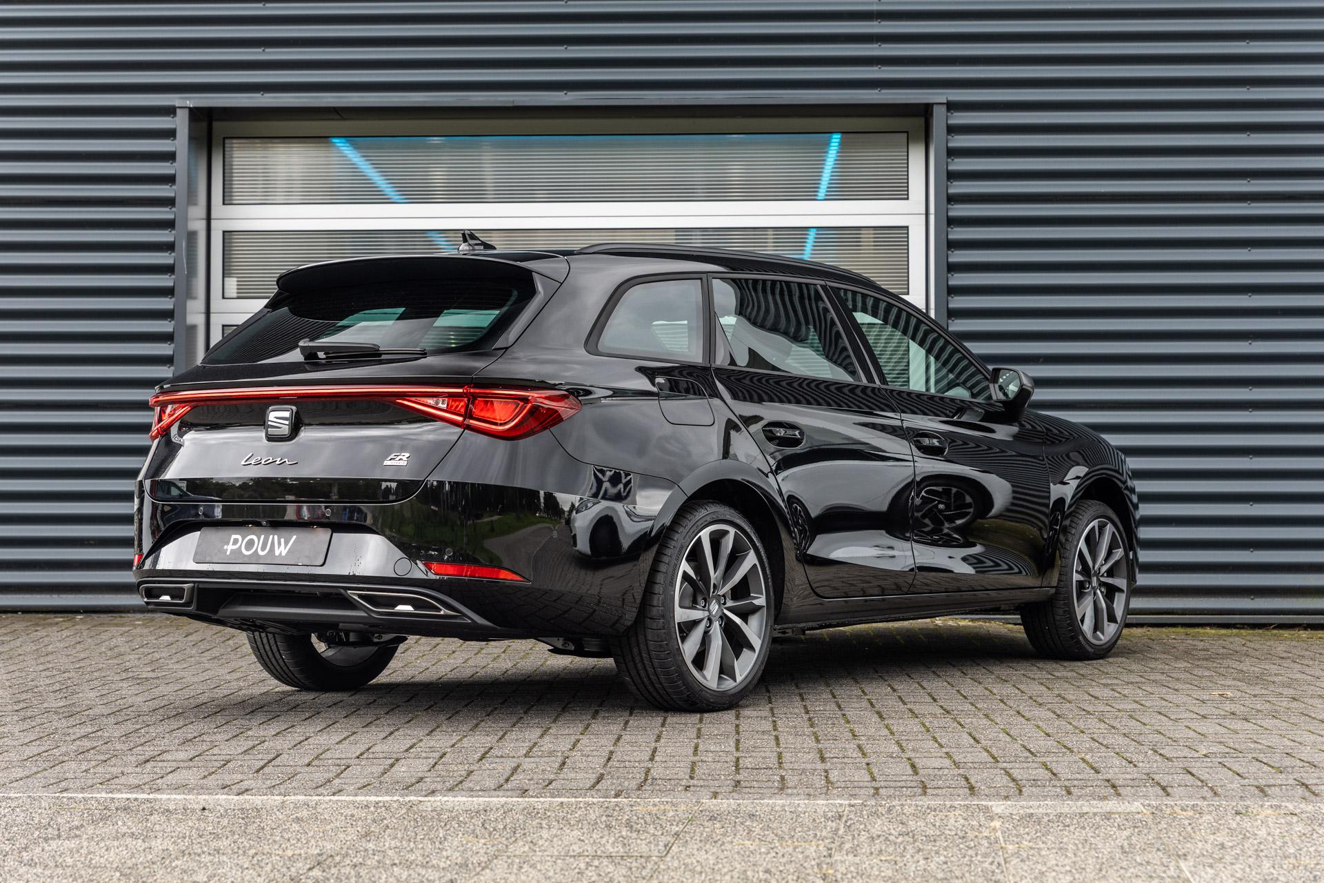 SEAT Leon Sportstourer 1.5 TSI 204pk e-Hybrid FR Business
